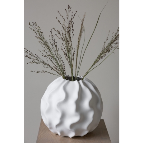 WHITE CERAMIC VASE